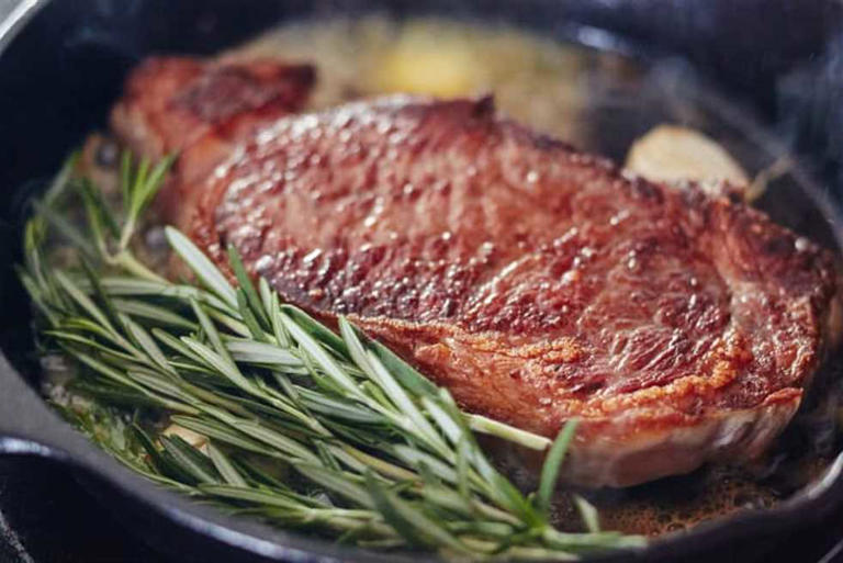 بنص كيلو لحمة.. طريقة عمل بوفتيك المطاعم في منزلك